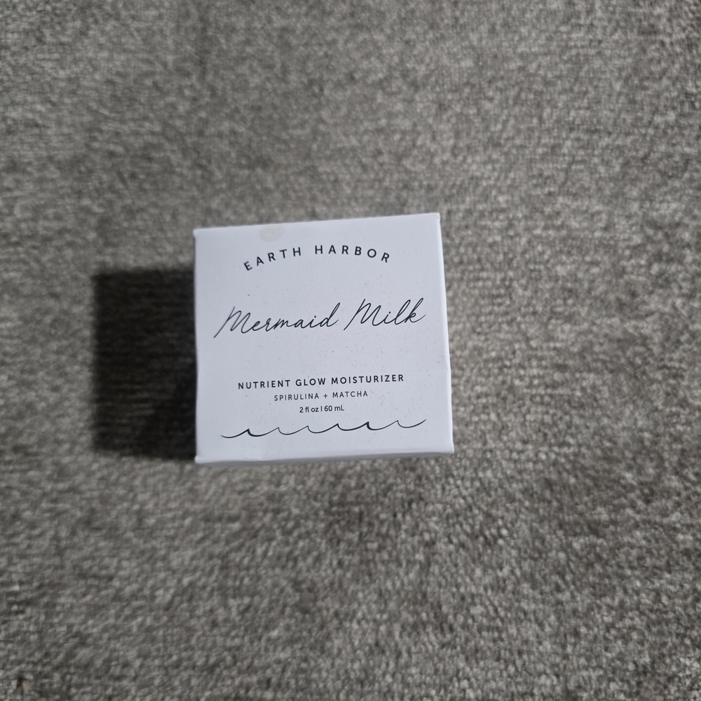 Earth Harbor Mermaid Milk Glow Moisturizer